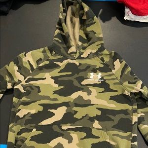YXL Under Armour Camo Hoodie and blue pants